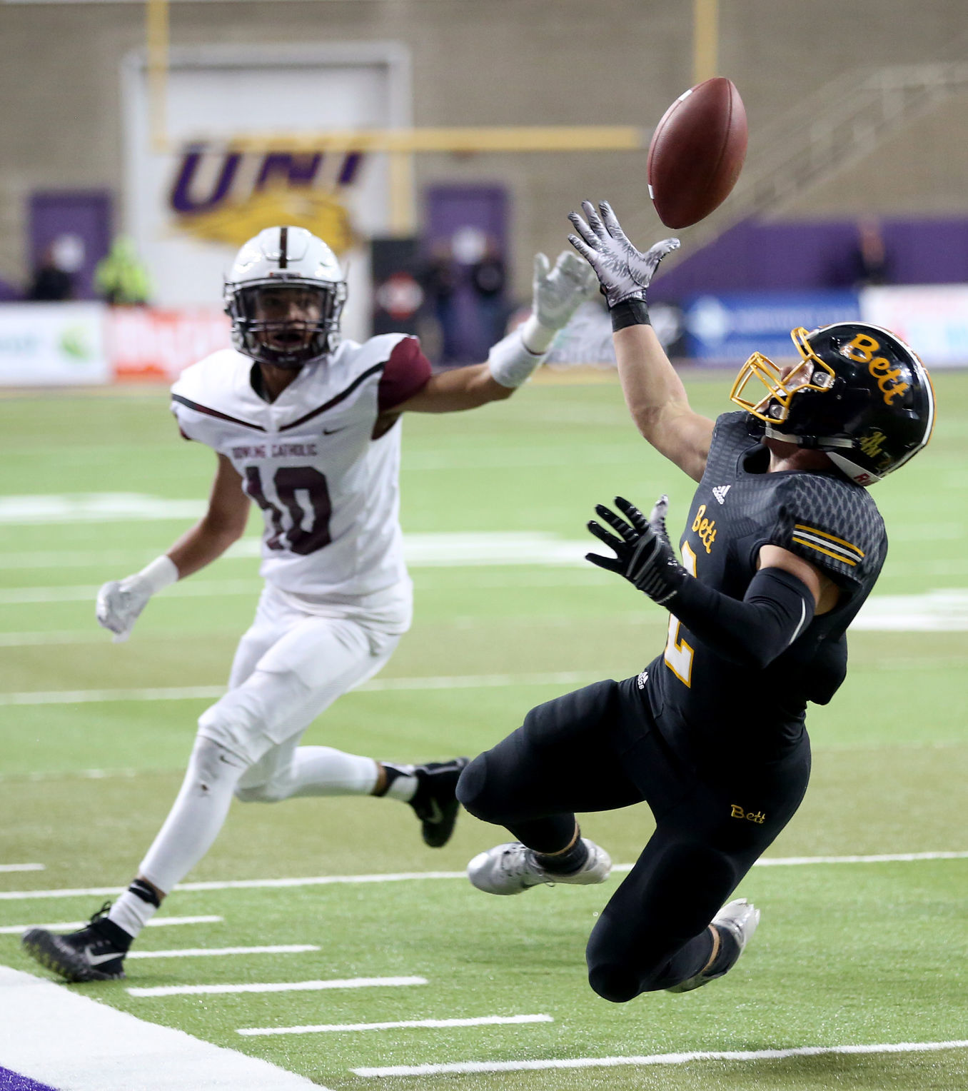 110918bp-bettendorf-dowling-catholic-09